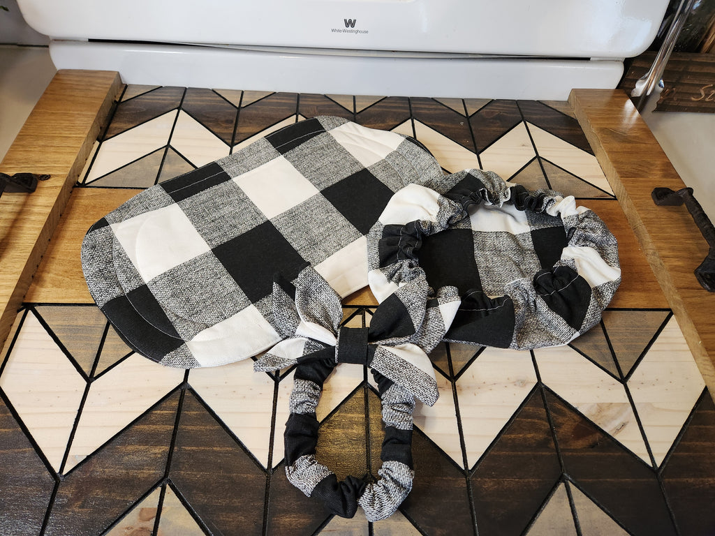Black Buffalo Check Stand Mixer Outfit with Appliance Pad, Bowl Cover, and Bow