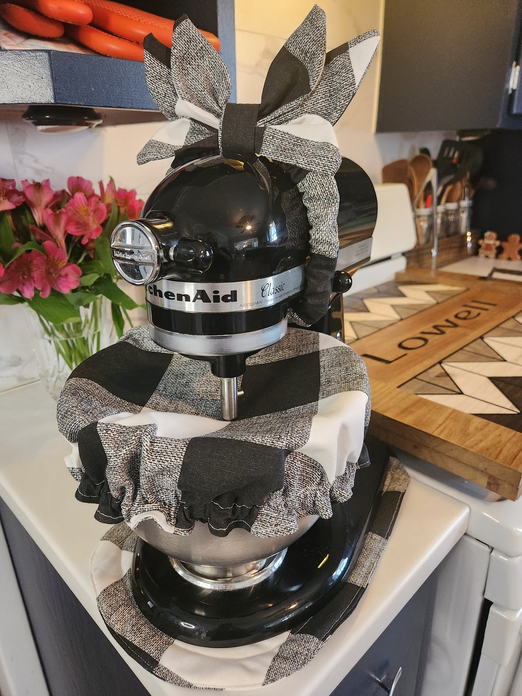 Black Buffalo Check Stand Mixer Outfit with Appliance Pad, Bowl Cover, and Bow