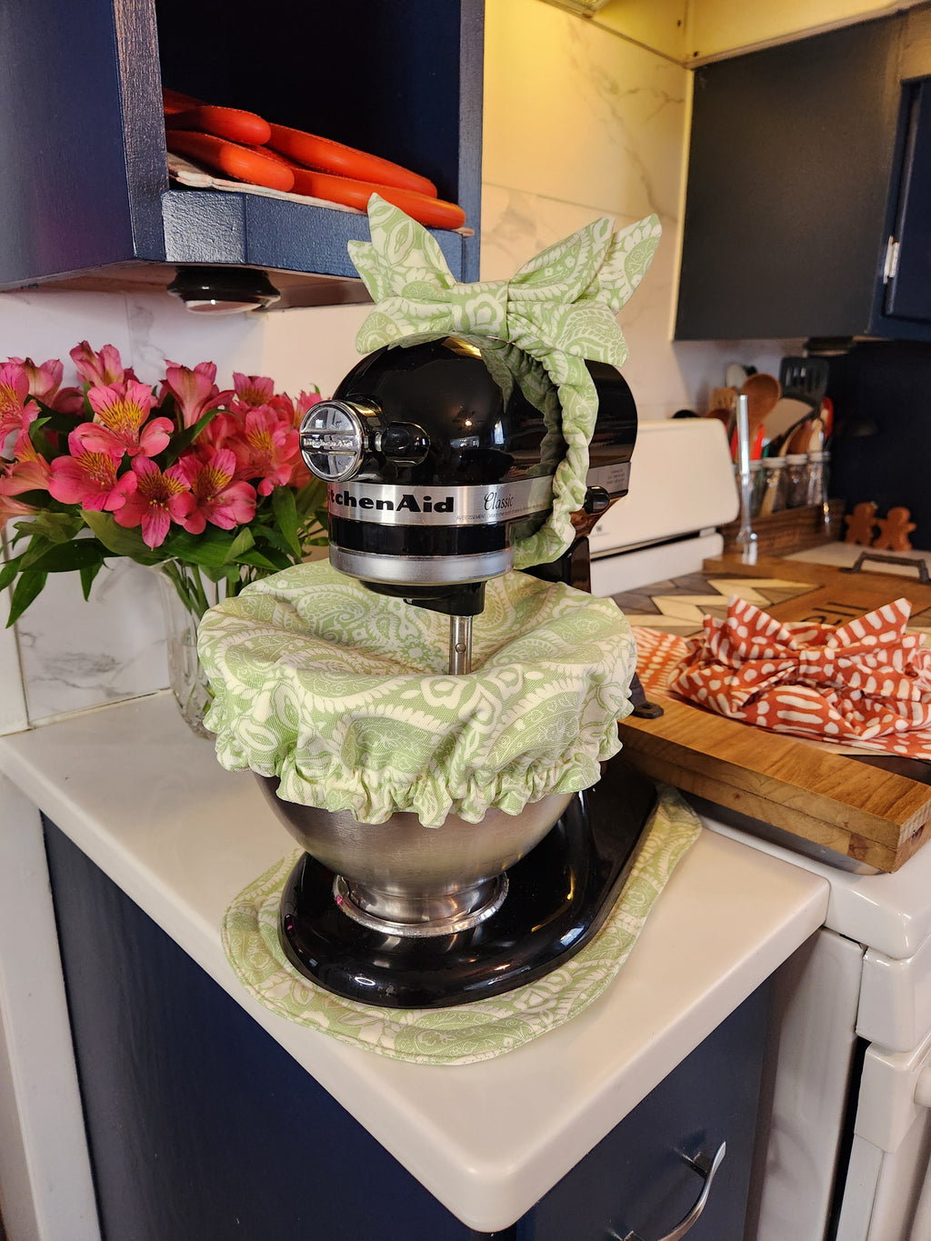 Green Paisley Stand Mixer Outfit with Appliance Pad, Bowl Cover, and Bow
