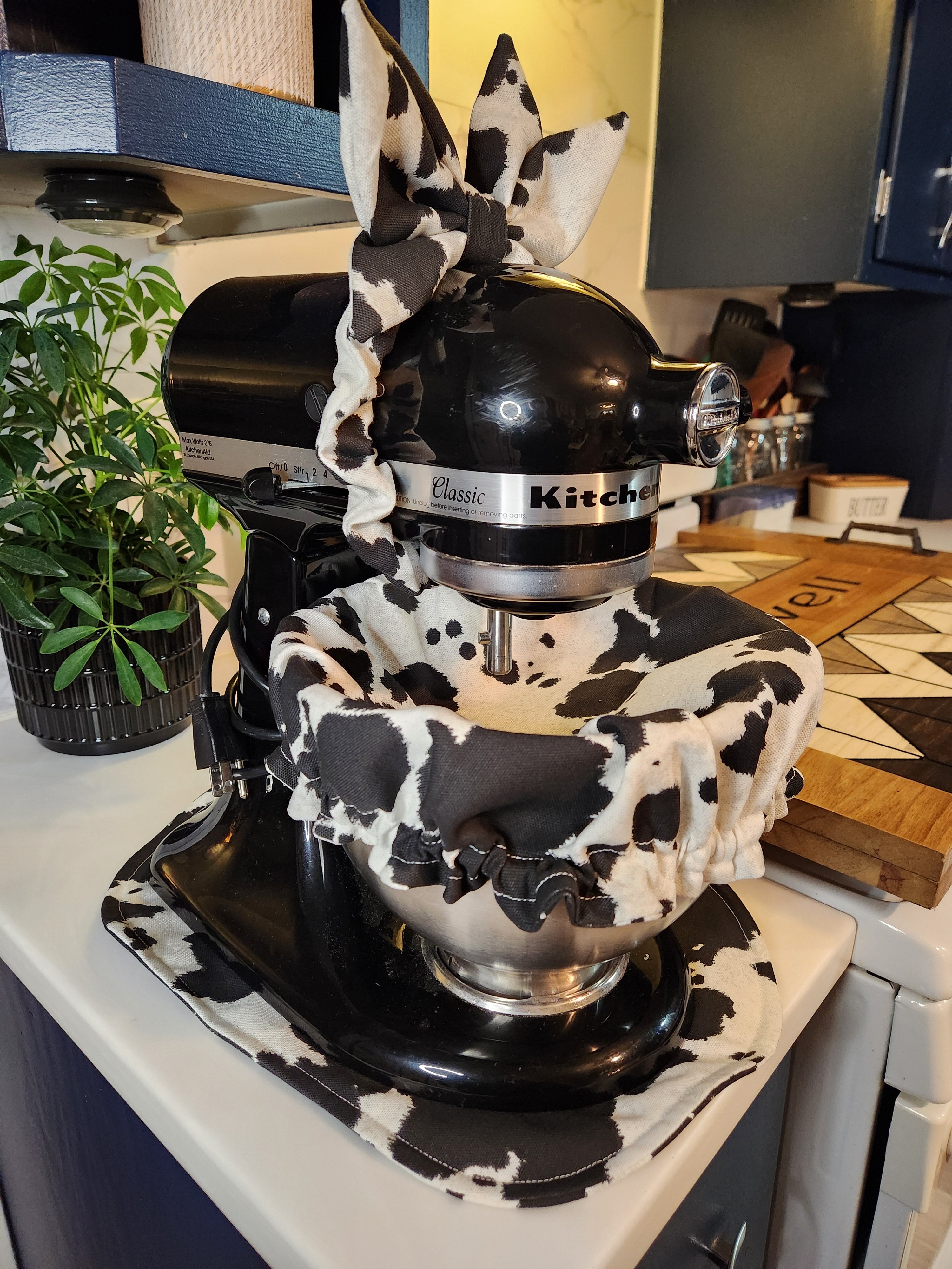 Black Cow Stand Mixer Outfit with Appliance Pad, Bowl Cover, and Bow